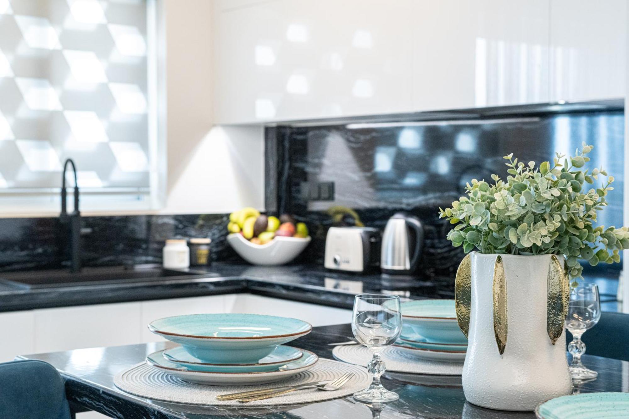 Laskaris Luxury